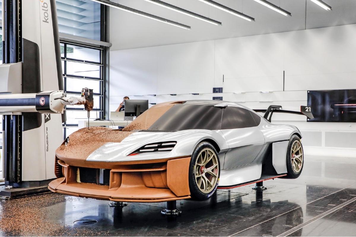 Porsche's Mission R concept is the future of EV racing - CNET