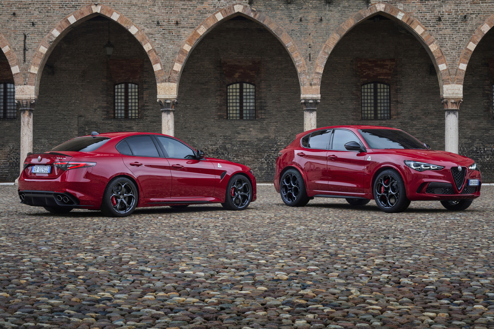 Alfa Romeo Giulia Quadrifoglio (left), Stelvio Quadrifoglio (right)